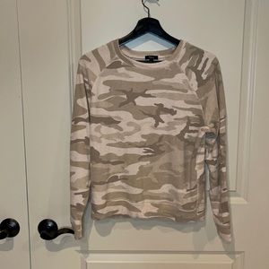 Tan camo sweatshirt